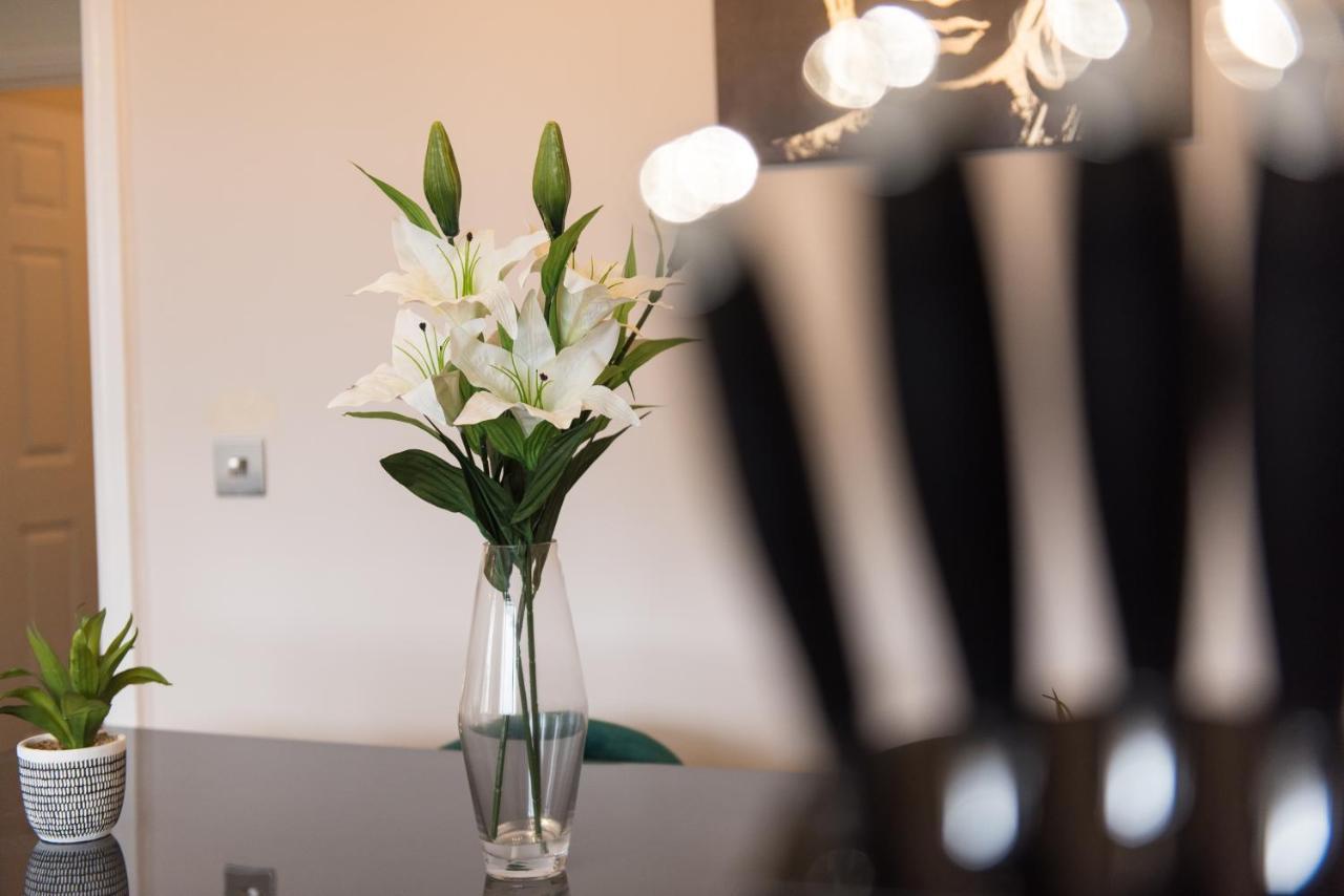 Immaculate 3 Bed House - Stunning Balcony Views Apartment มัทล็อก ภายนอก รูปภาพ