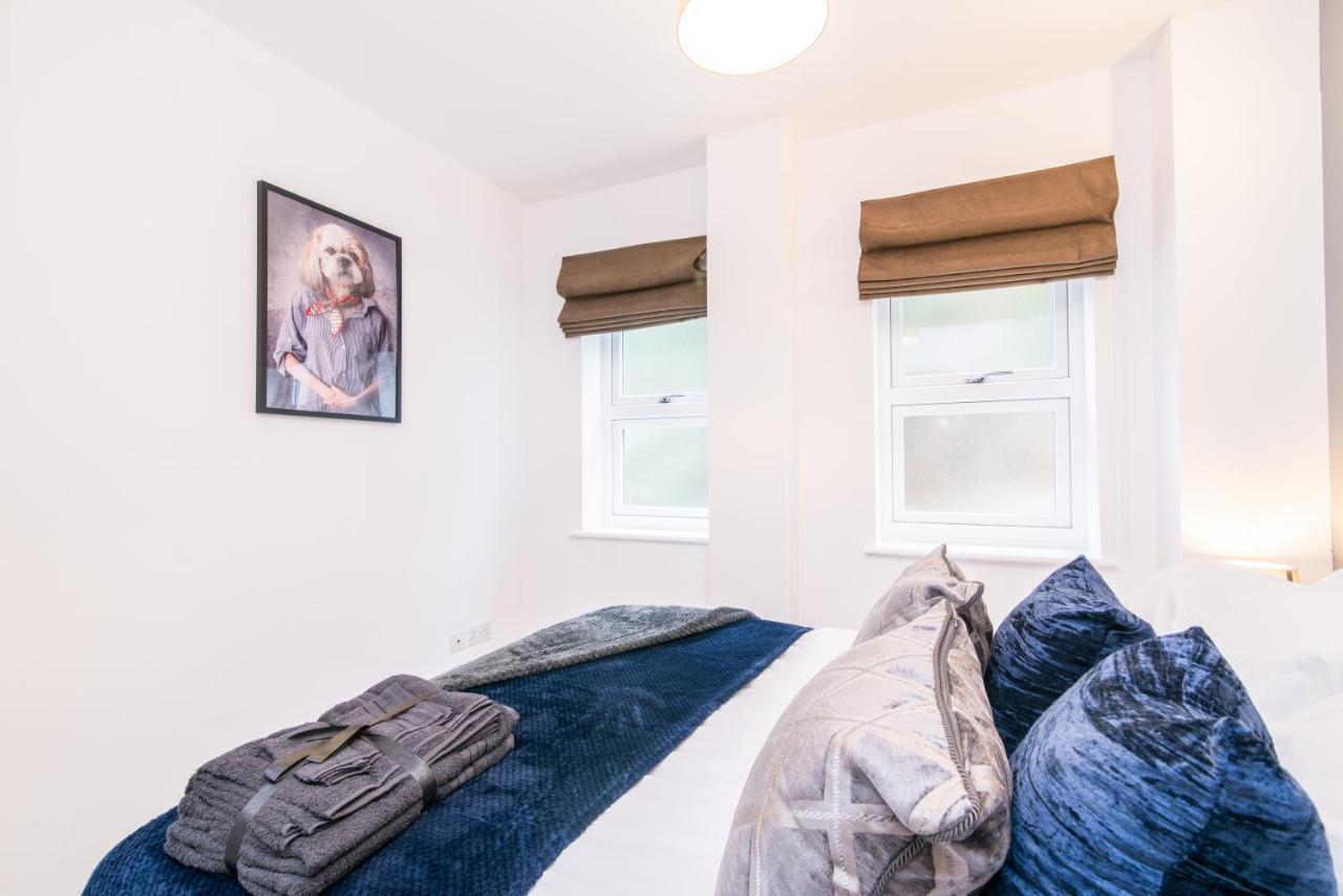 Immaculate 3 Bed House - Stunning Balcony Views Apartment มัทล็อก ภายนอก รูปภาพ