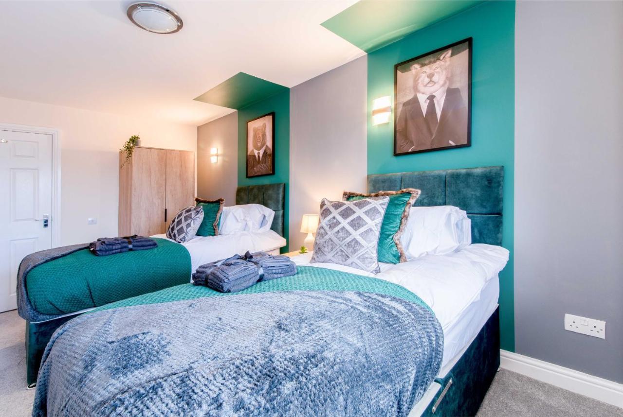 Immaculate 3 Bed House - Stunning Balcony Views Apartment มัทล็อก ภายนอก รูปภาพ